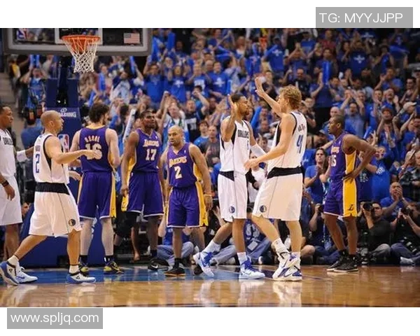 2015年湖人与小牛常规赛首节精彩对决回顾与分析